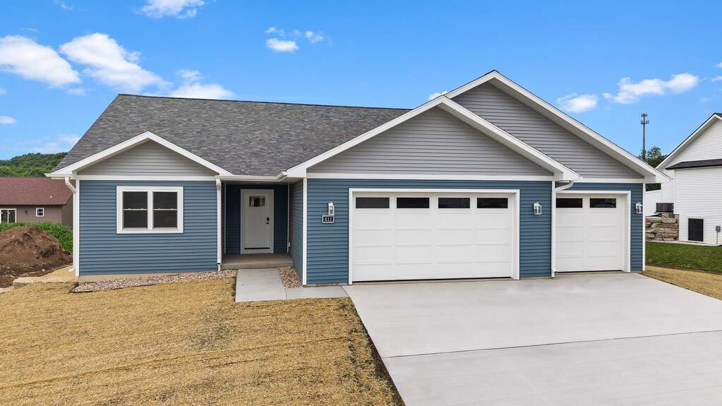 411 Roosevelt Street, Baraboo, WI 53913